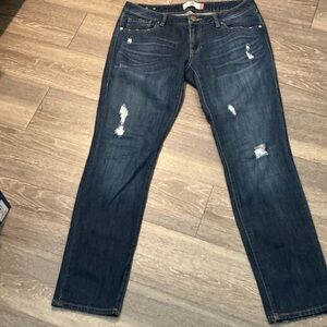 Cabi Classic Blue Distressed Slim Boyfriend Women Jeans Sz 6 EUC